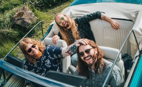 VOLCANOVA | Album Review ‘Cosmic Bullshit’ Out 25 February 2022 via The Sign Records